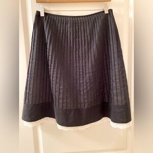 Ann Taylor Petites Skirt Size 8P Black Pleated White Lace Trim